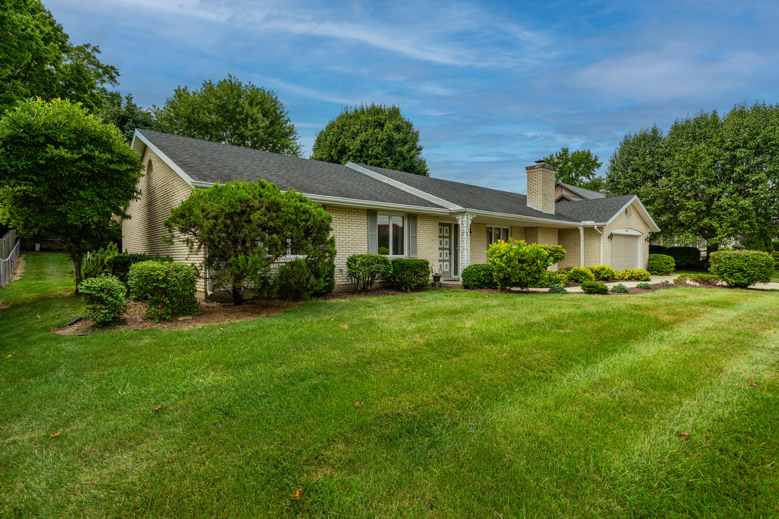374 Shadywood Drive, Clayton, Ohio 45315