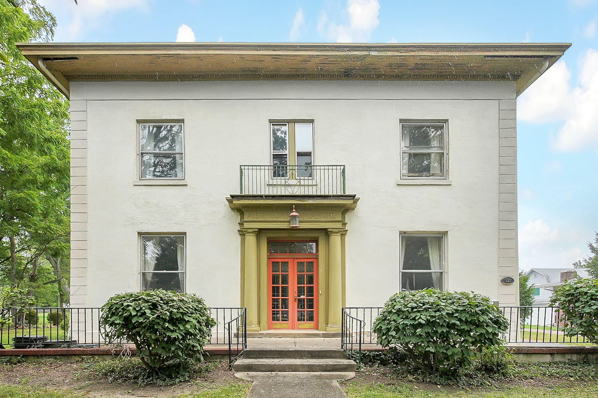 156 Main Street, London, Ohio 43140