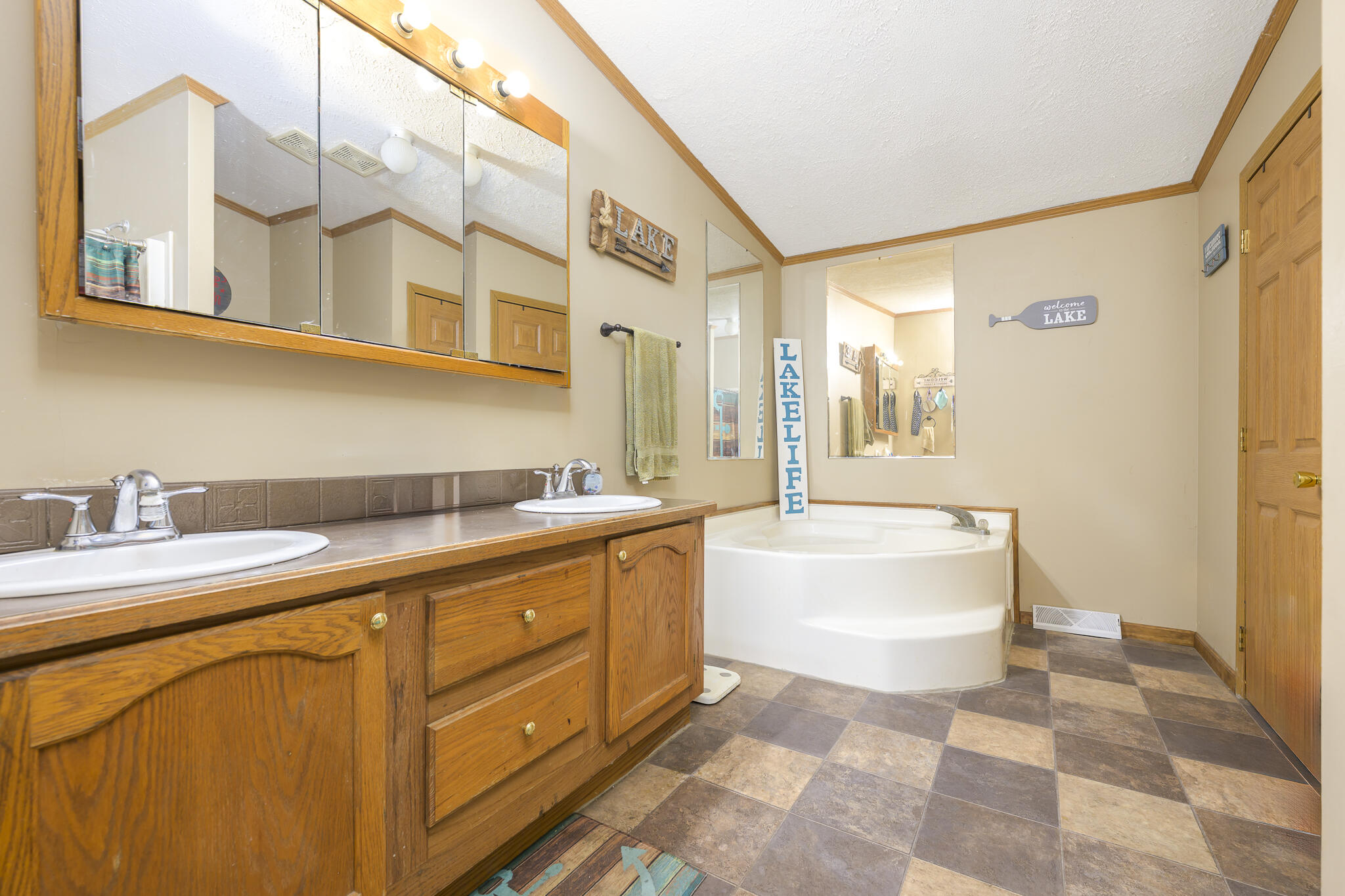 11518 Kickapoo Path, Lakeview, Ohio 43331