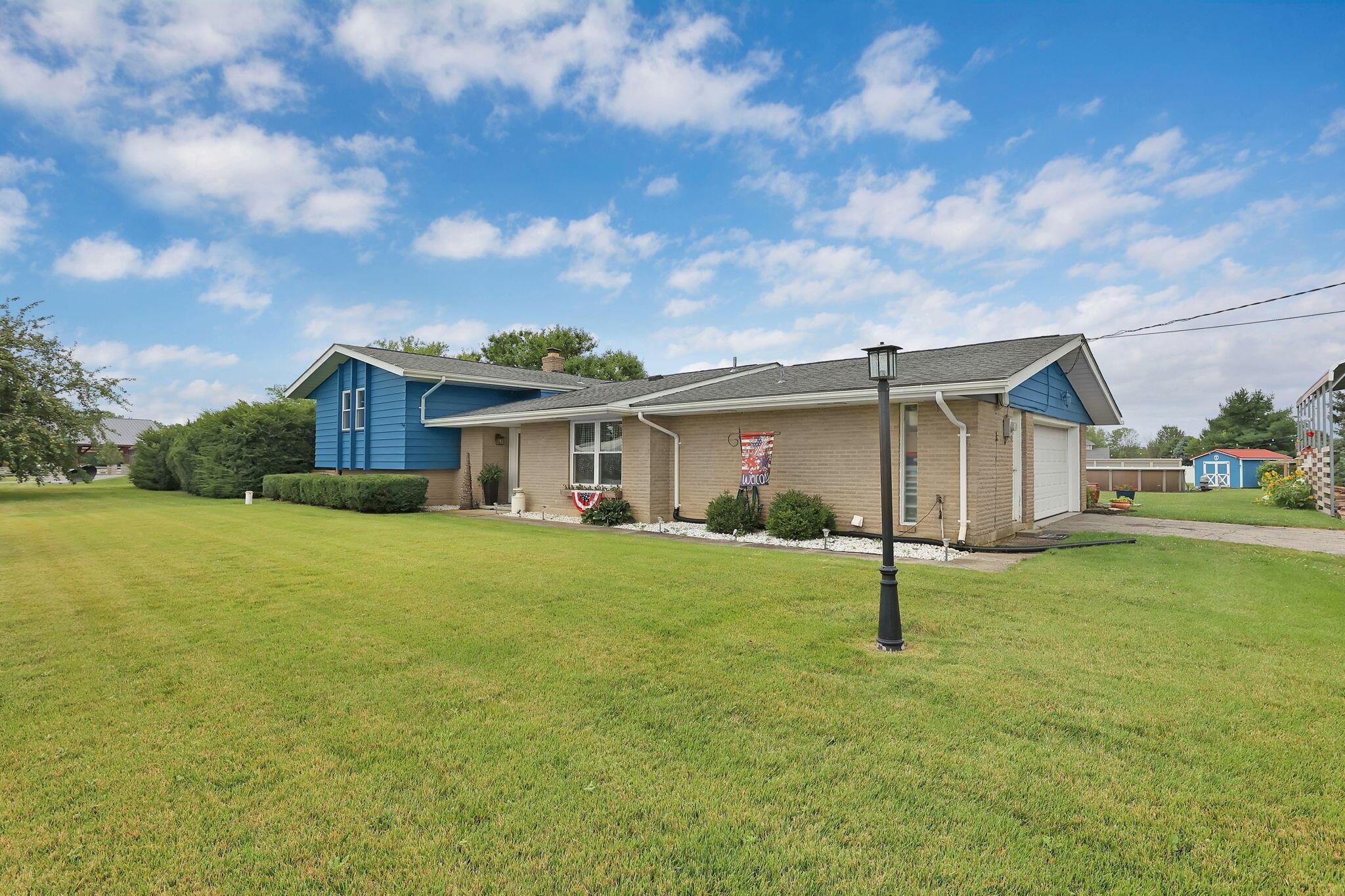 2206 State Route 56, London, Ohio 43140
