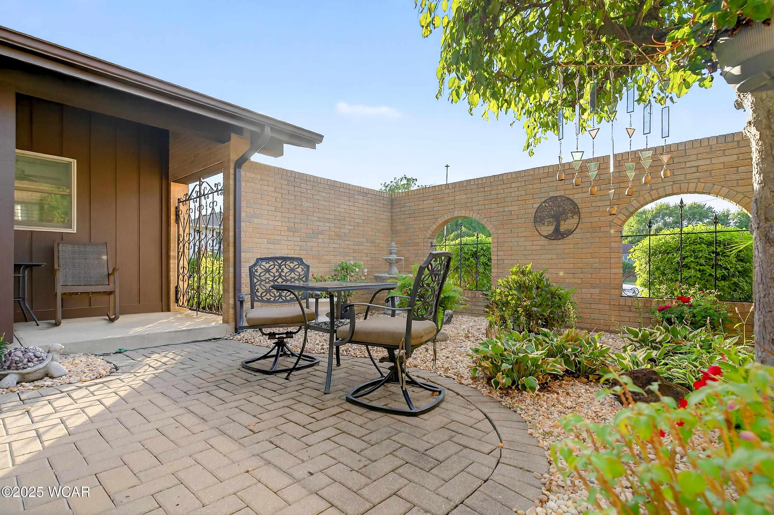 1317 Pinetree Court, Sidney, Ohio