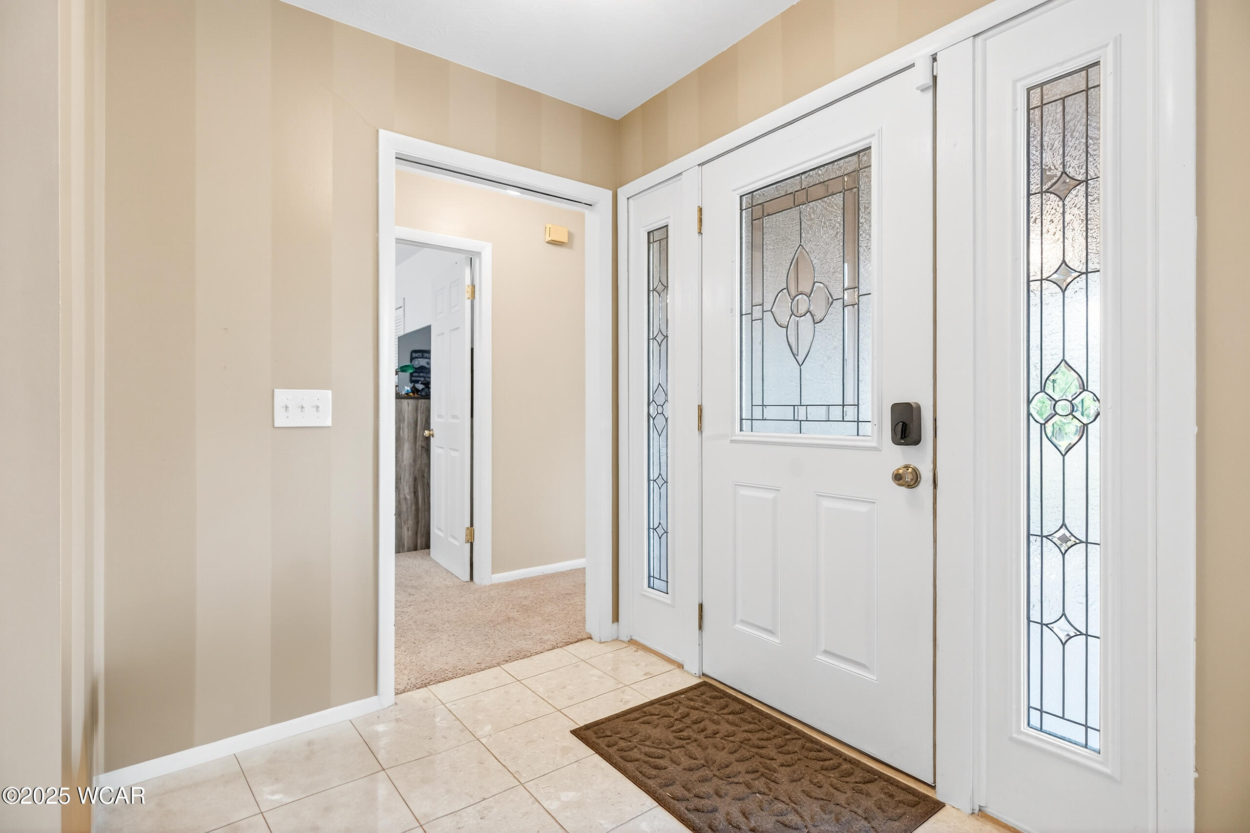 1317 Pinetree Court, Sidney, Ohio