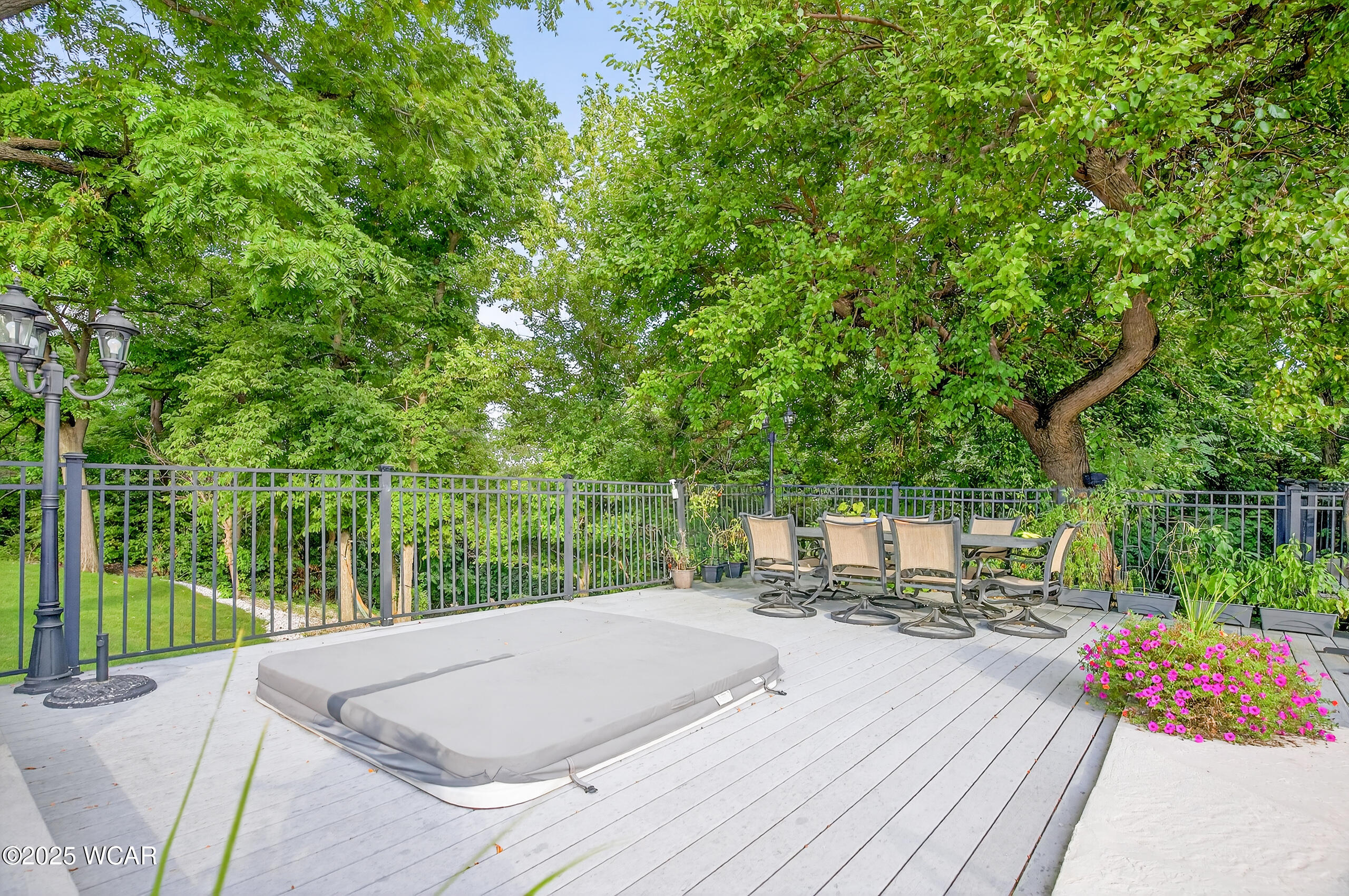 1317 Pinetree Court, Sidney, Ohio