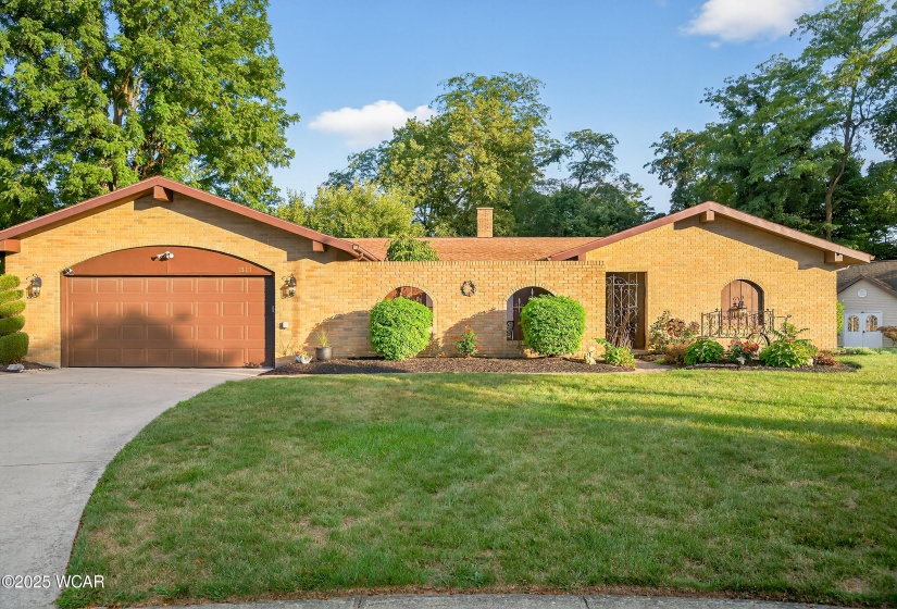 1317 Pinetree Court, Sidney, Ohio, 3 Bedrooms Bedrooms, ,2 BathroomsBathrooms,Residential,For Sale,Pinetree,308048
