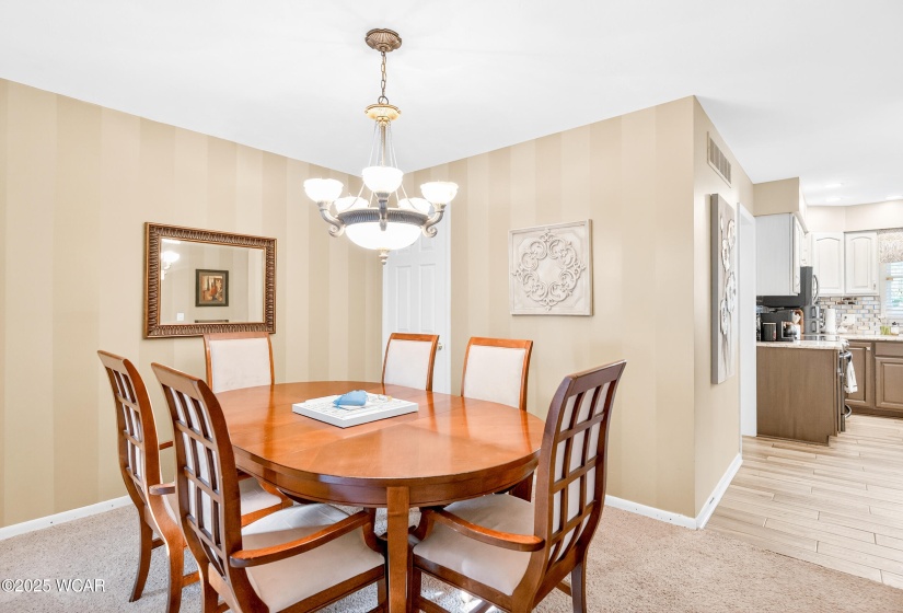 1317 Pinetree Court, Sidney, Ohio, 3 Bedrooms Bedrooms, ,2 BathroomsBathrooms,Residential,For Sale,Pinetree,308048
