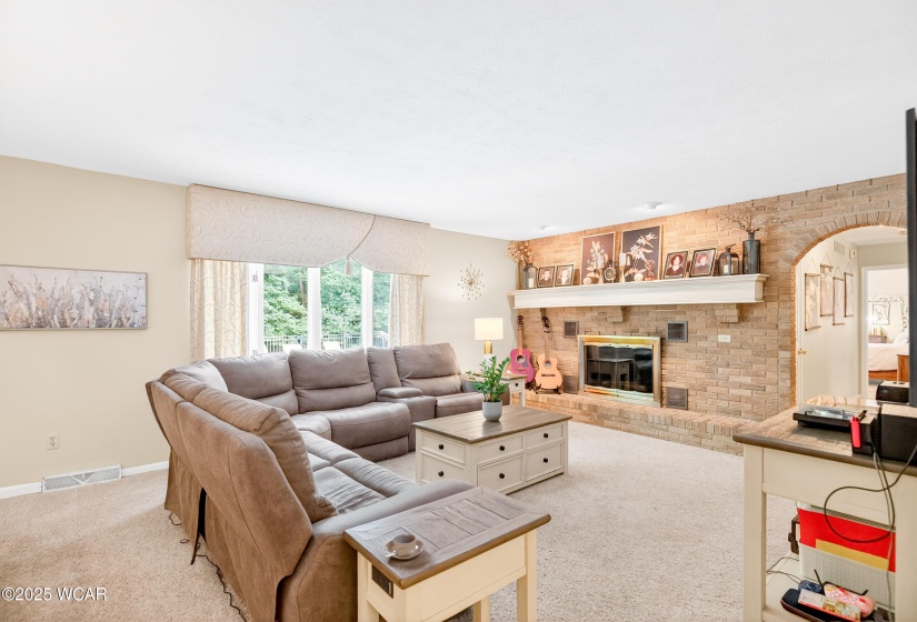 1317 Pinetree Court, Sidney, Ohio, 3 Bedrooms Bedrooms, ,2 BathroomsBathrooms,Residential,For Sale,Pinetree,308048