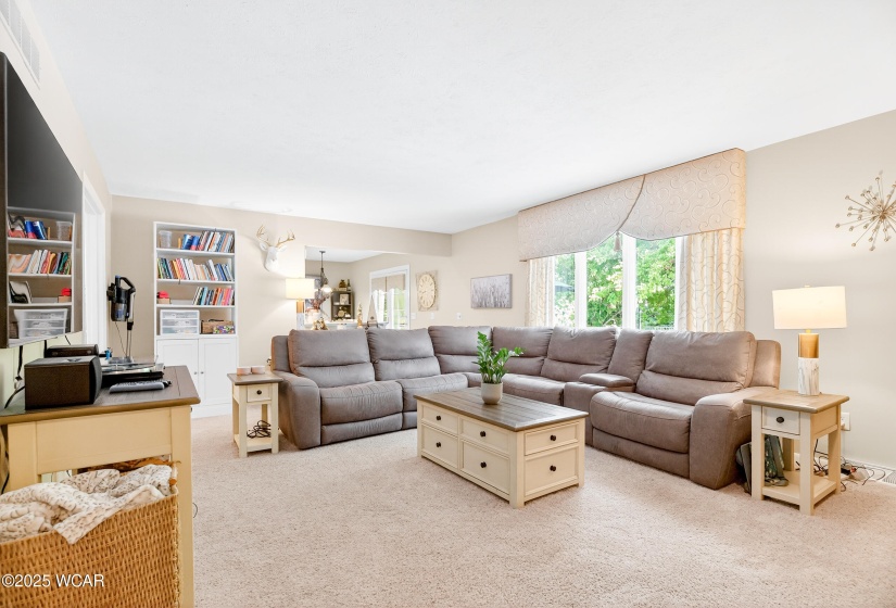 1317 Pinetree Court, Sidney, Ohio, 3 Bedrooms Bedrooms, ,2 BathroomsBathrooms,Residential,For Sale,Pinetree,308048