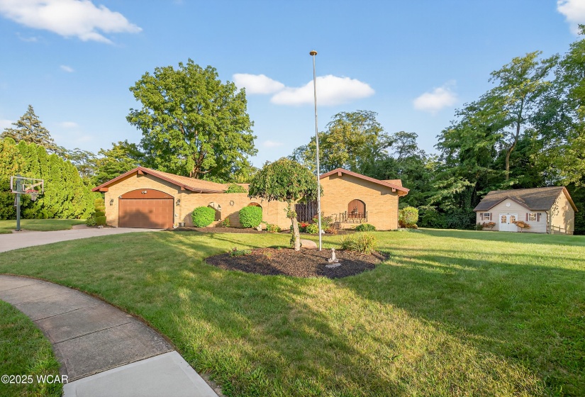 1317 Pinetree Court, Sidney, Ohio, 3 Bedrooms Bedrooms, ,2 BathroomsBathrooms,Residential,For Sale,Pinetree,308048