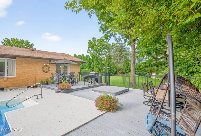 1317 Pinetree Court, Sidney, Ohio, 3 Bedrooms Bedrooms, ,2 BathroomsBathrooms,Residential,For Sale,Pinetree,308048