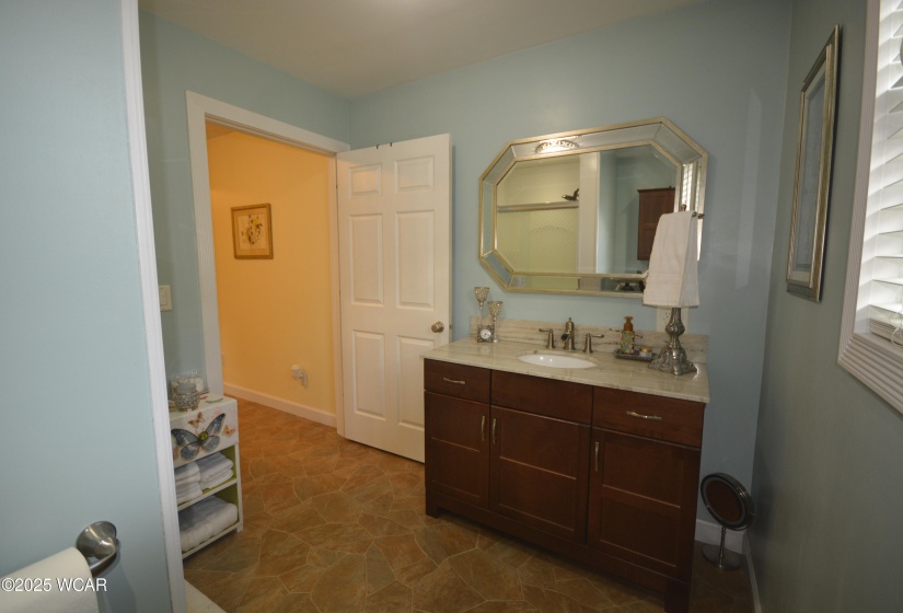 208 Court Street, Wapakoneta, Ohio, 3 Bedrooms Bedrooms, ,2 BathroomsBathrooms,Residential,For Sale,Court,308053