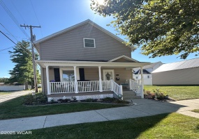 208 Court Street, Wapakoneta, Ohio, 3 Bedrooms Bedrooms, ,2 BathroomsBathrooms,Residential,For Sale,Court,308053