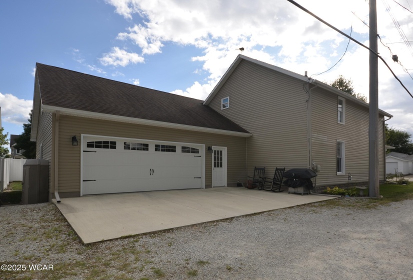 208 Court Street, Wapakoneta, Ohio, 3 Bedrooms Bedrooms, ,2 BathroomsBathrooms,Residential,For Sale,Court,308053