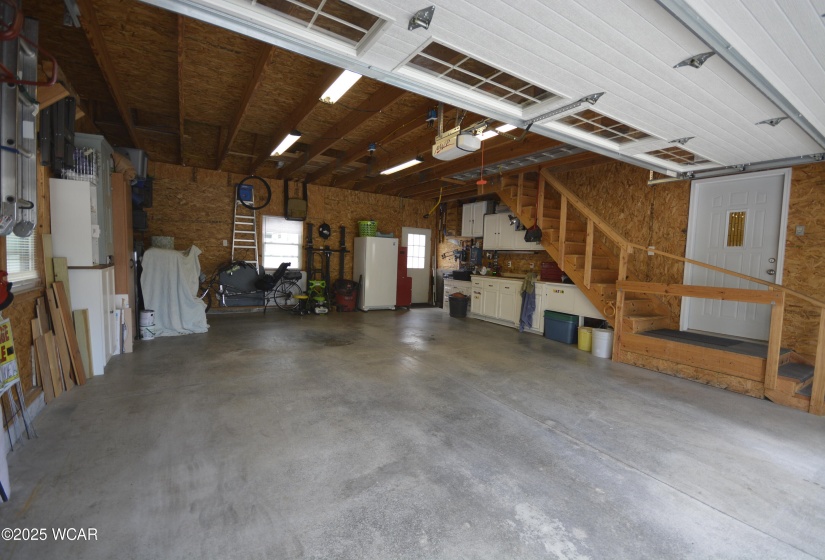 208 Court Street, Wapakoneta, Ohio, 3 Bedrooms Bedrooms, ,2 BathroomsBathrooms,Residential,For Sale,Court,308053