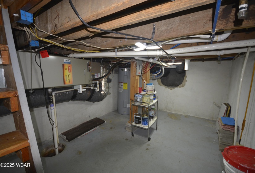 208 Court Street, Wapakoneta, Ohio, 3 Bedrooms Bedrooms, ,2 BathroomsBathrooms,Residential,For Sale,Court,308053