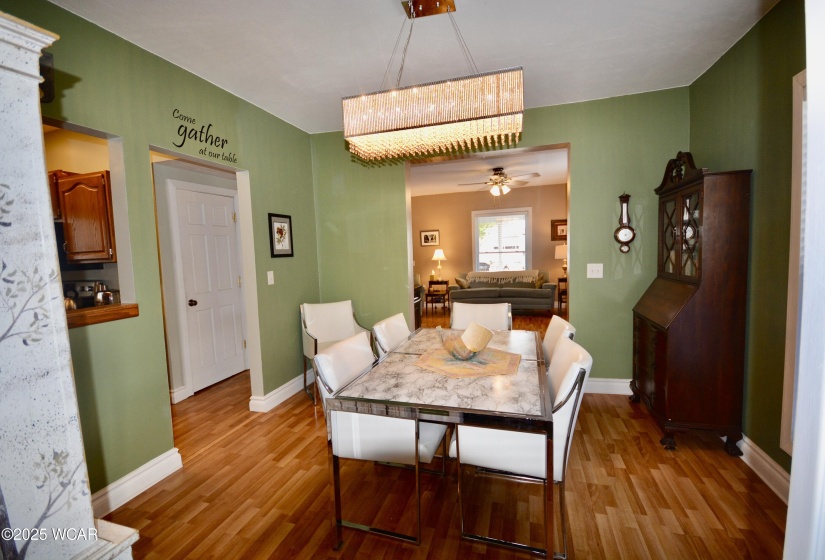 208 Court Street, Wapakoneta, Ohio, 3 Bedrooms Bedrooms, ,2 BathroomsBathrooms,Residential,For Sale,Court,308053