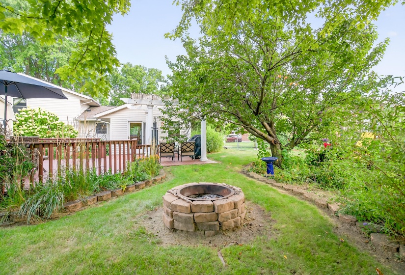 852 Branford, Troy-52