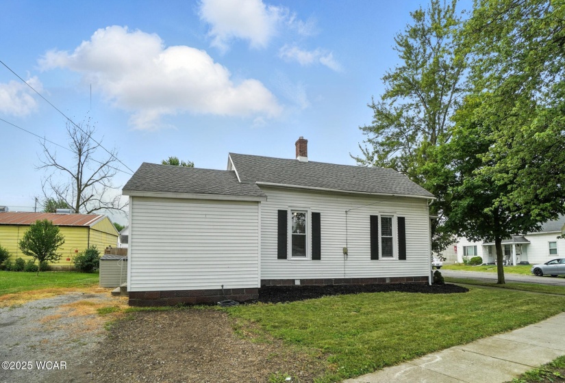 224 Monroe Street, Delphos, Ohio, 2 Bedrooms Bedrooms, ,1 BathroomBathrooms,Residential,For Sale,Monroe,307478
