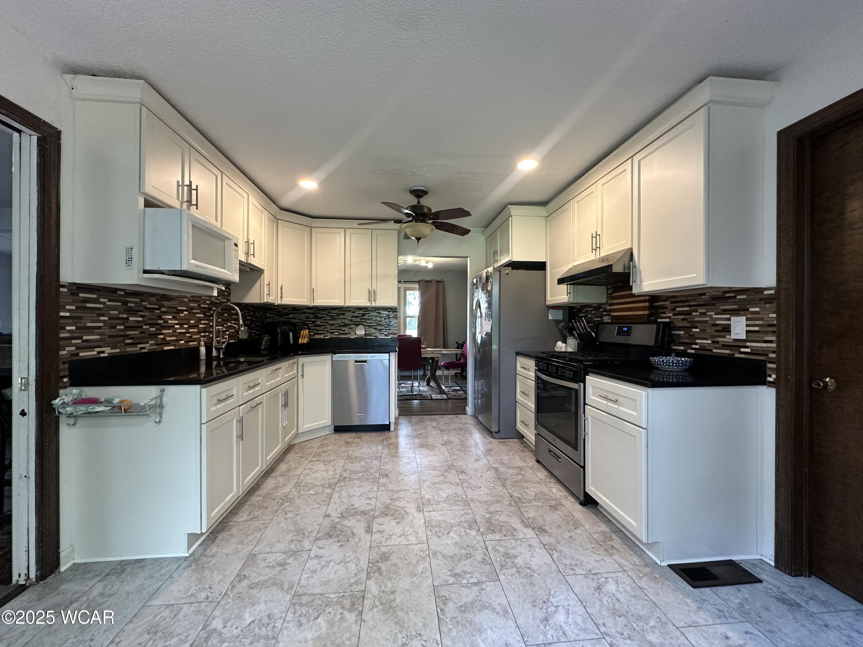 136 Valley Way, Lima, Ohio