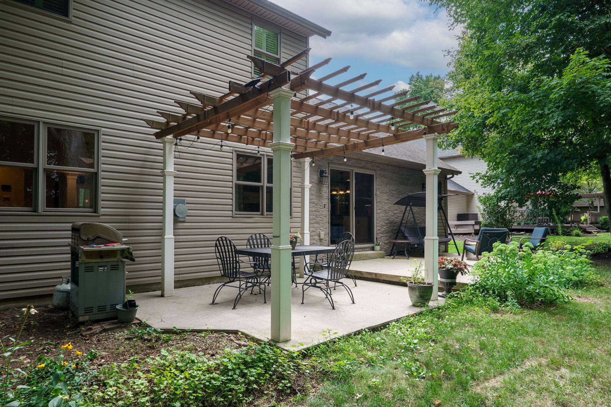 2340 Cara Drive, Troy, Ohio 45373