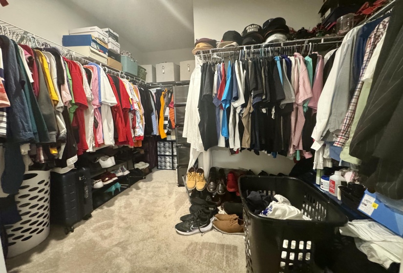 Walk-in closet