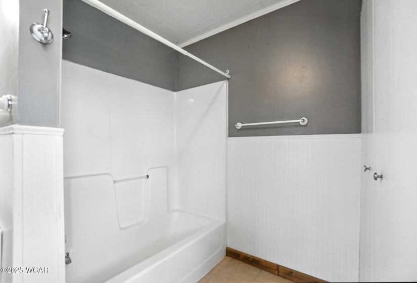 1435 Main Street, Delphos, Ohio, 2 Bedrooms Bedrooms, ,1 BathroomBathrooms,Residential,For Sale,Main,308060