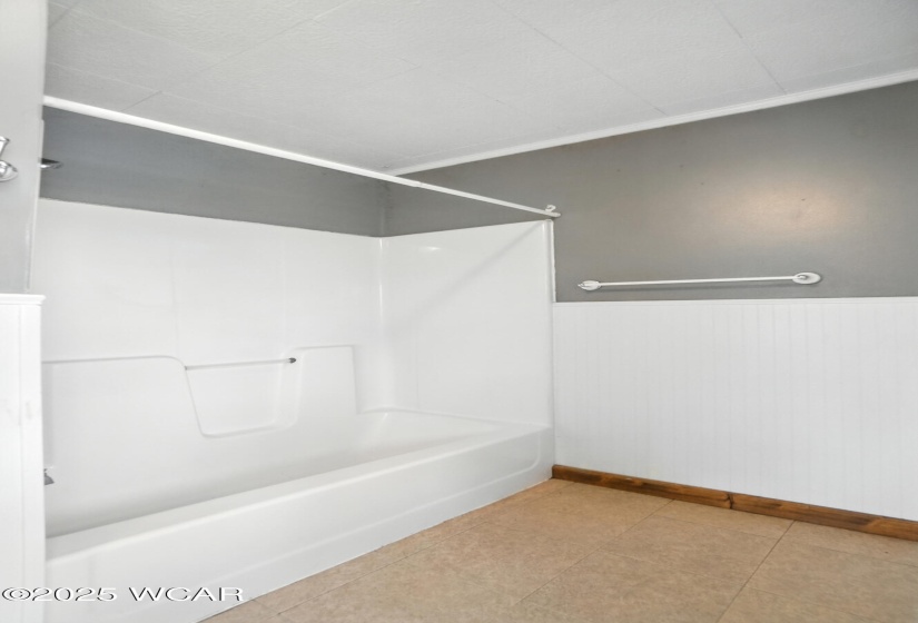 1435 Main Street, Delphos, Ohio, 2 Bedrooms Bedrooms, ,1 BathroomBathrooms,Residential,For Sale,Main,308060