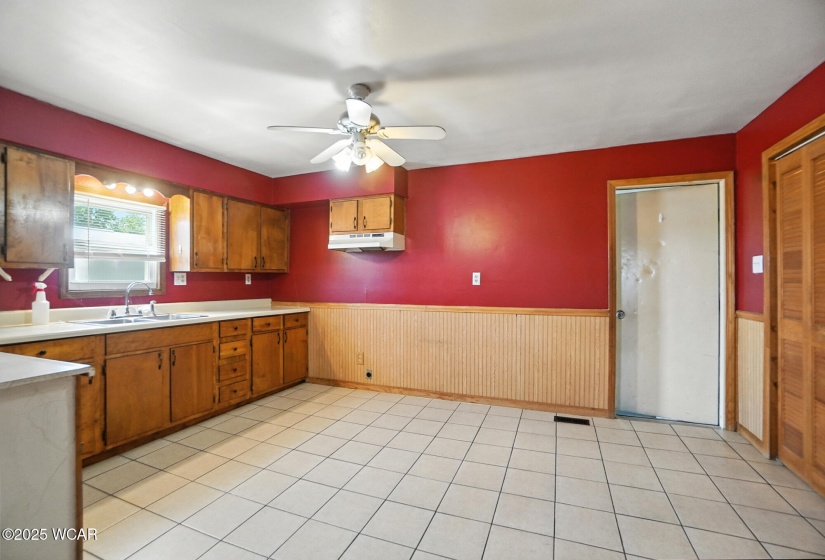 1435 Main Street, Delphos, Ohio, 2 Bedrooms Bedrooms, ,1 BathroomBathrooms,Residential,For Sale,Main,308060