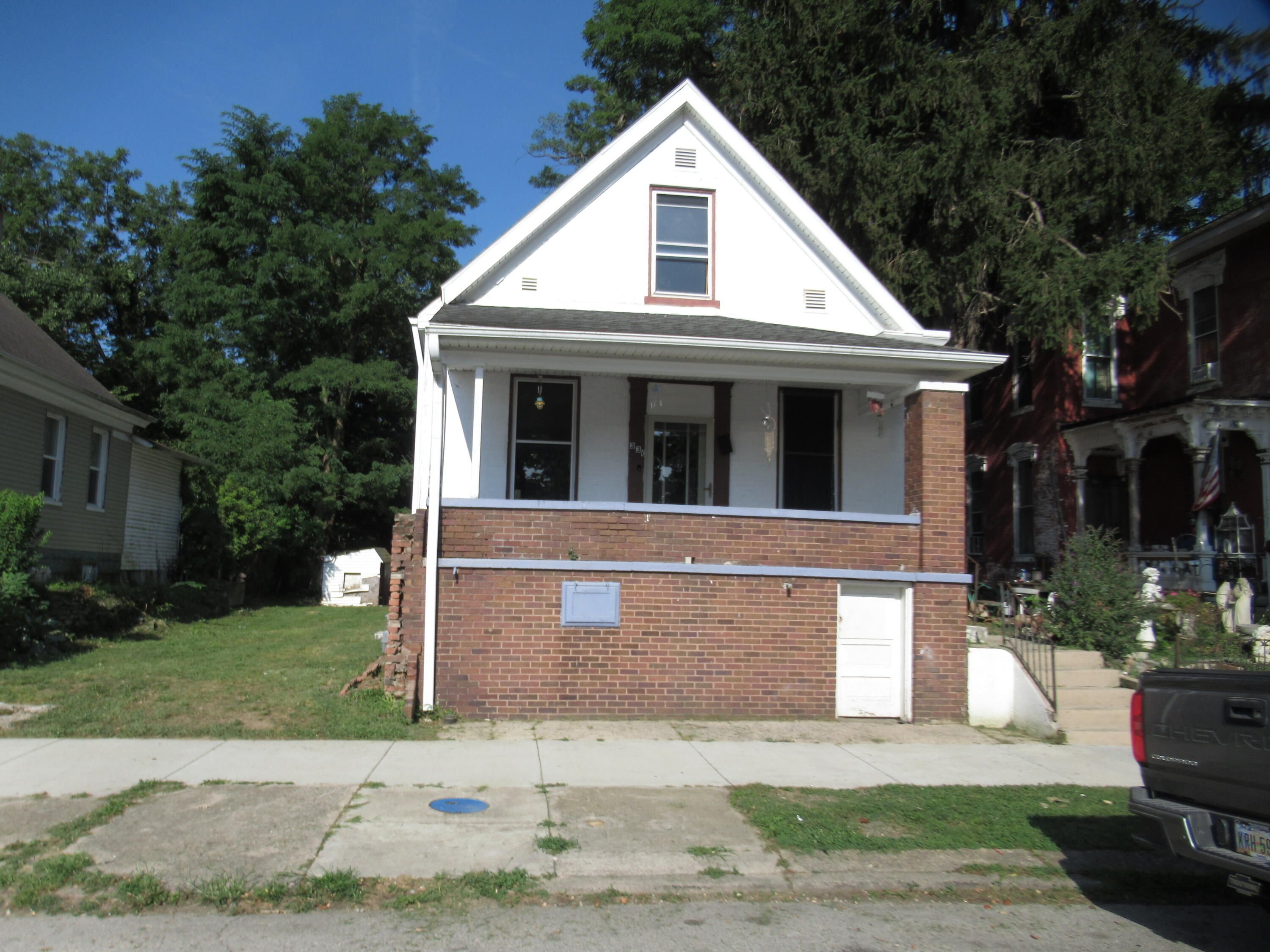 330 11th Street, Richmond, Indiana 47374
