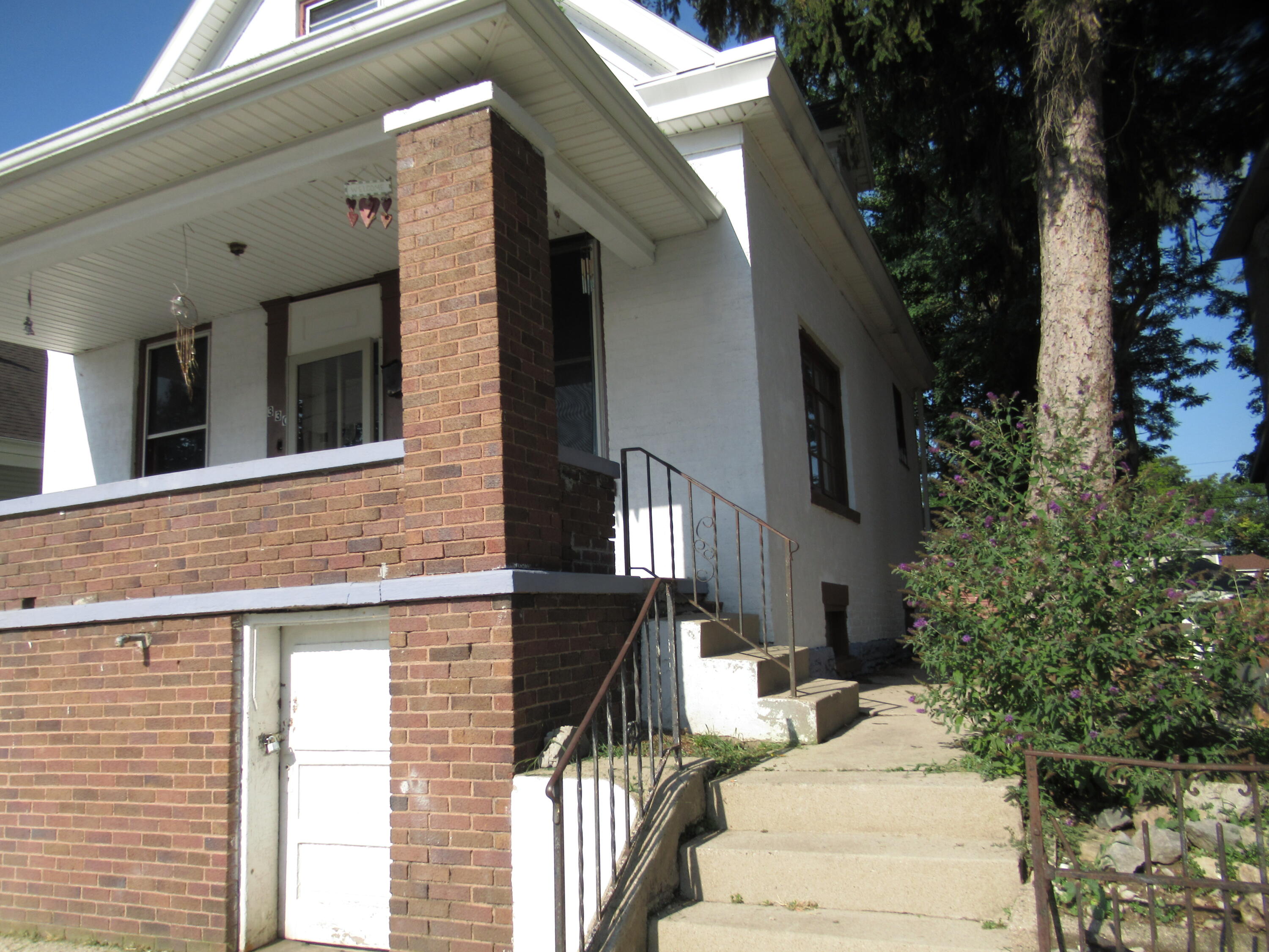 330 11th Street, Richmond, Indiana 47374