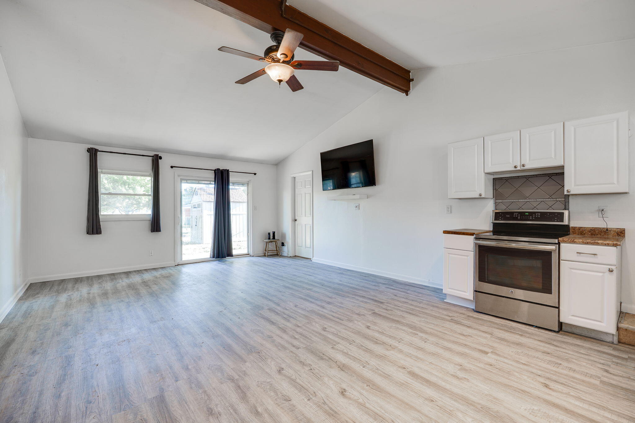 1527 Sussex Road, Troy, Ohio 45373