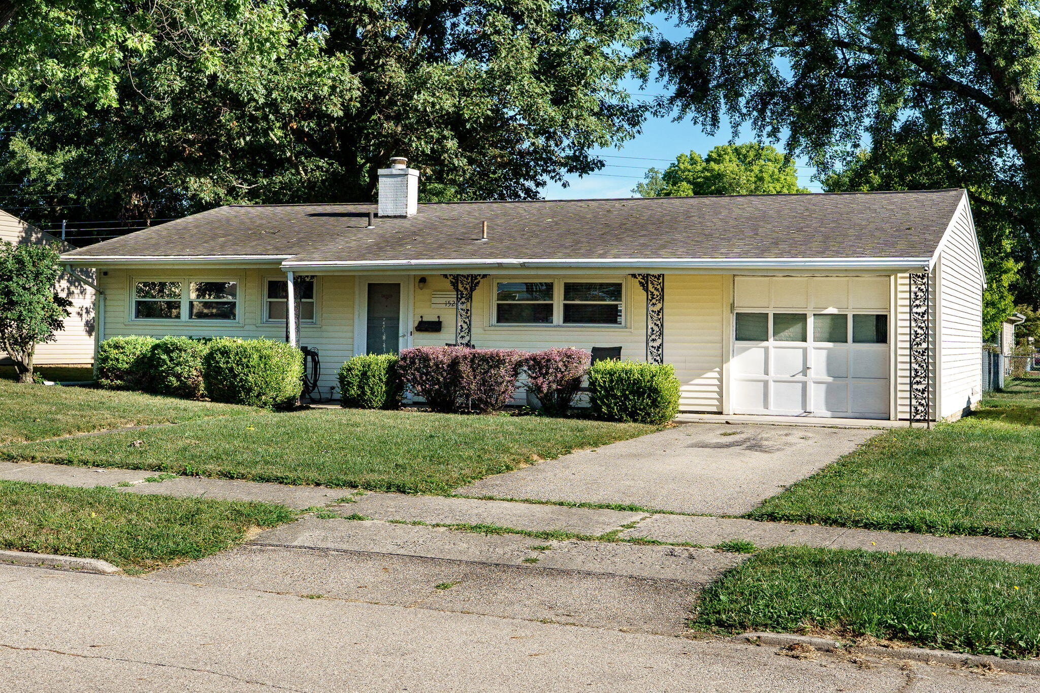 1527 Sussex Road, Troy, Ohio 45373