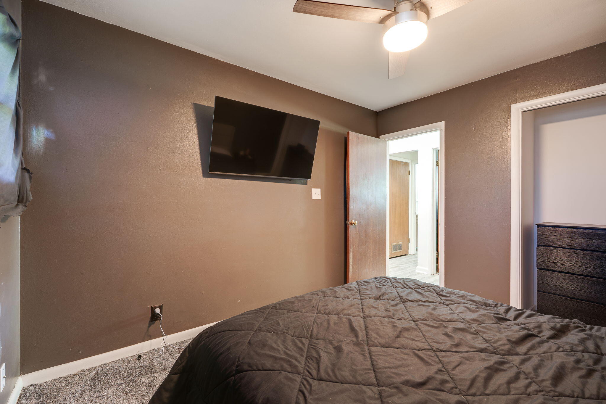 1527 Sussex Road, Troy, Ohio 45373
