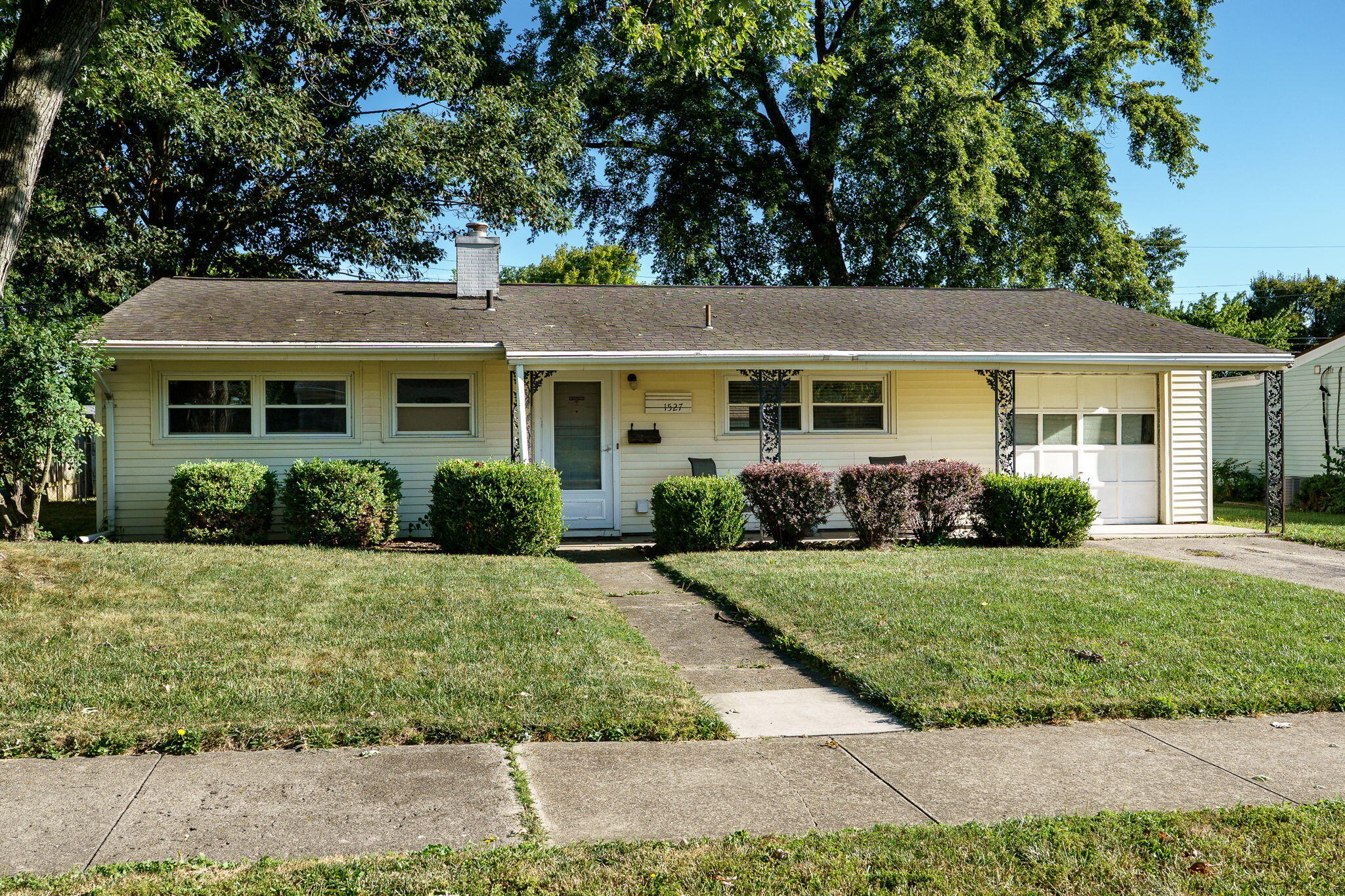 1527 Sussex Road, Troy, Ohio 45373
