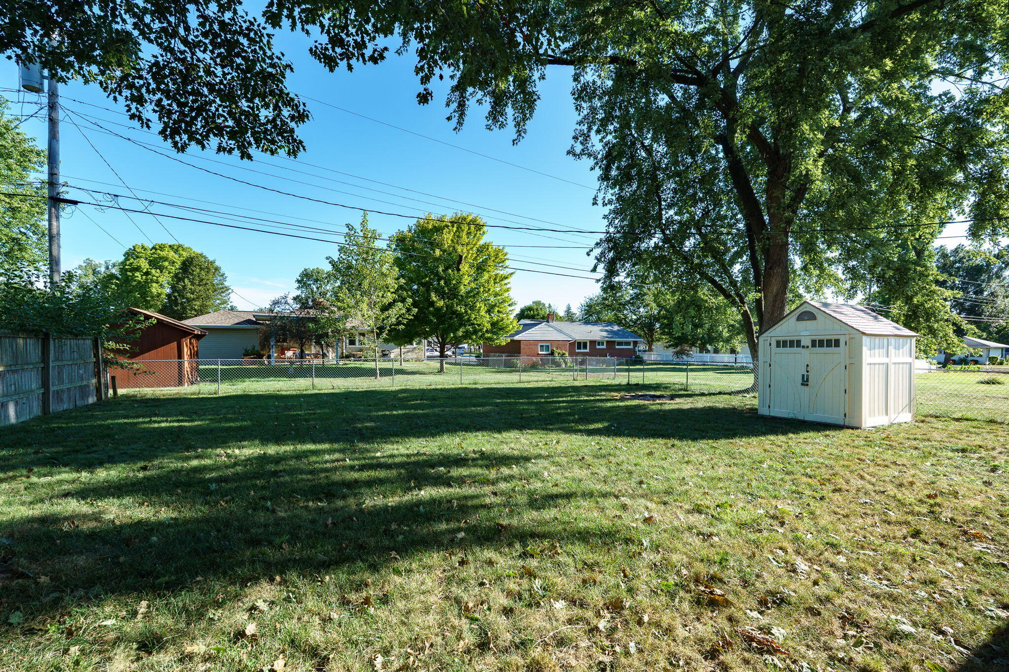 1527 Sussex Road, Troy, Ohio 45373