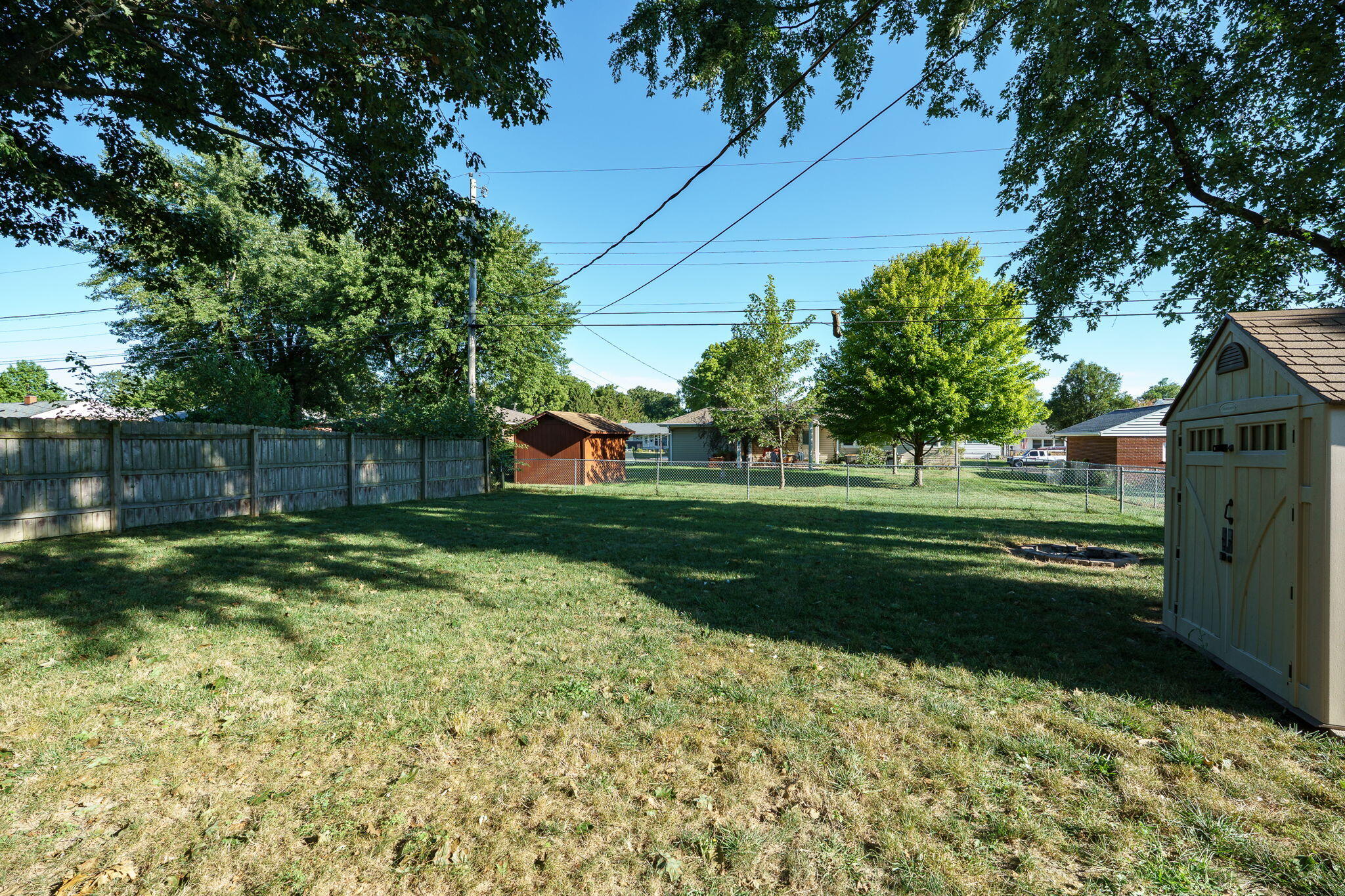 1527 Sussex Road, Troy, Ohio 45373
