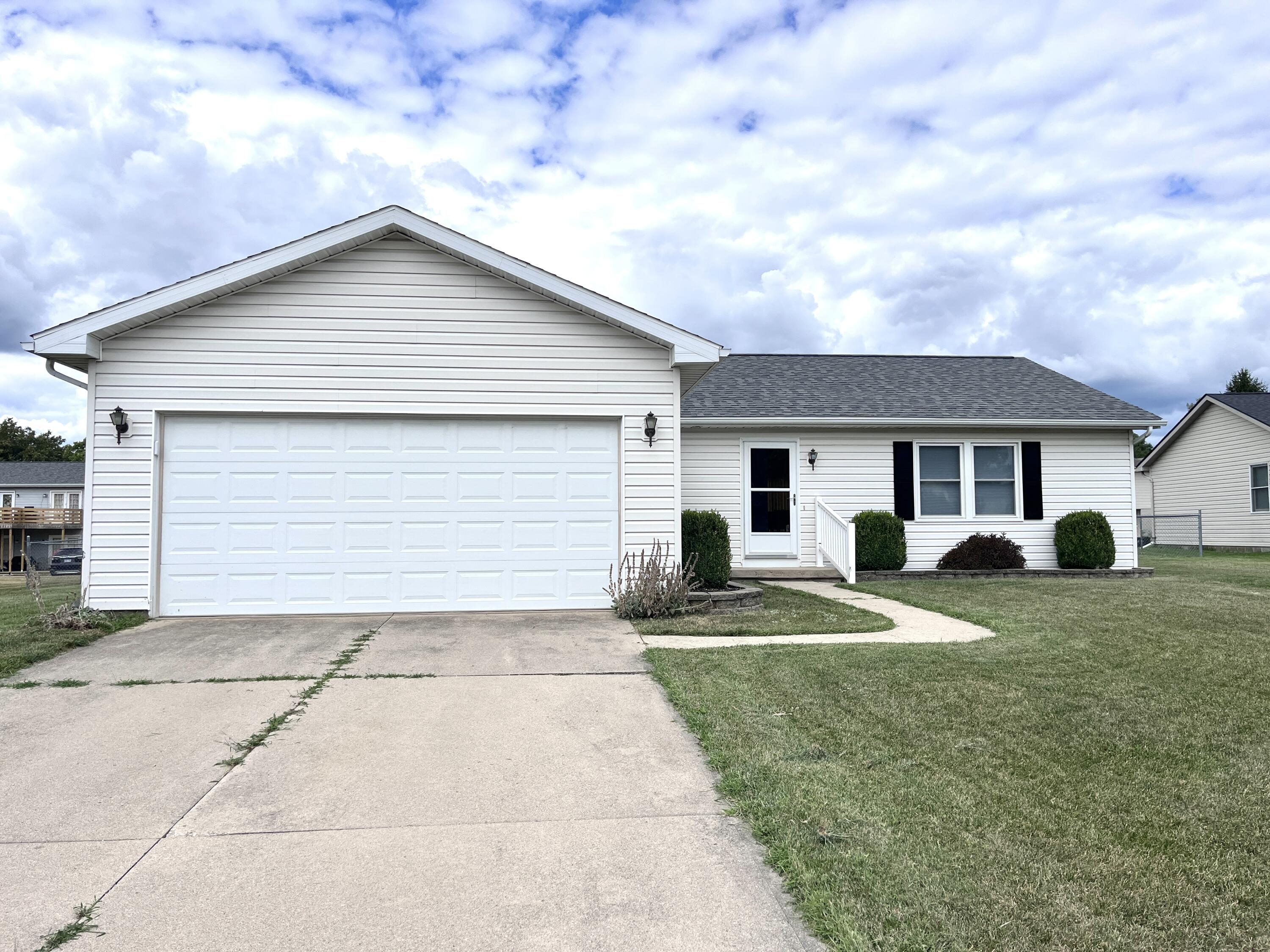 1034 Eleanor Avenue, Piqua, Ohio 45356