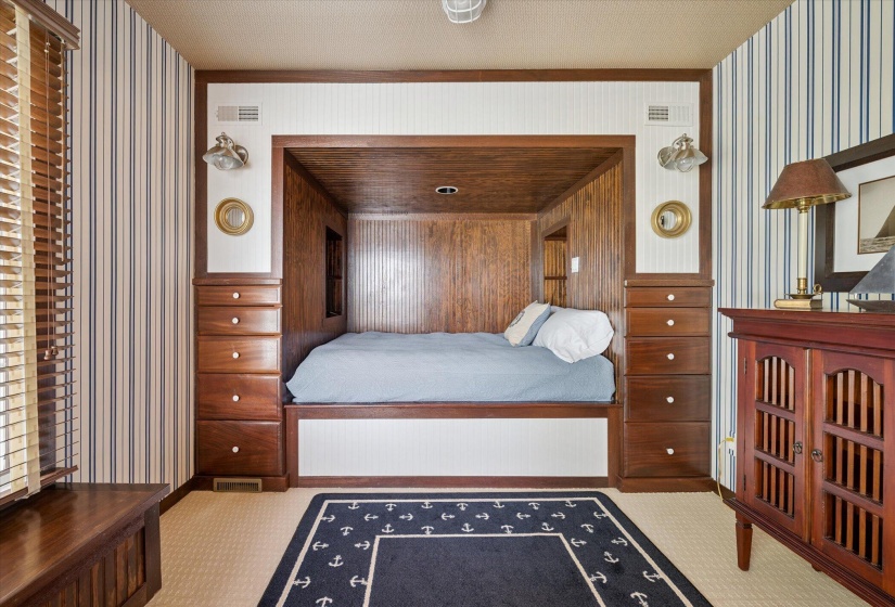 55-4333-Marin-Woods-Unit-E-Port-Clinton-