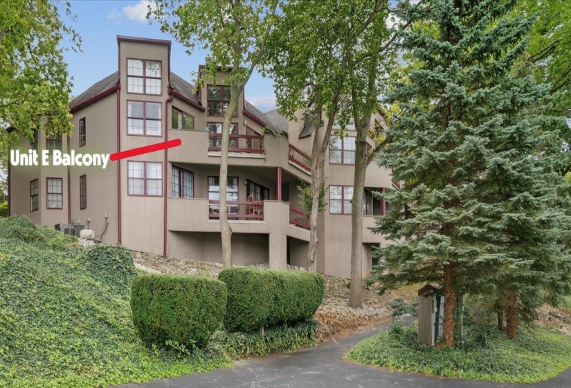 Unit E Balcony