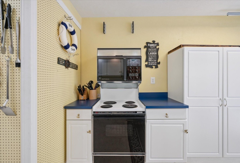 73-4333-Marin-Woods-Unit-E-Port-Clinton-