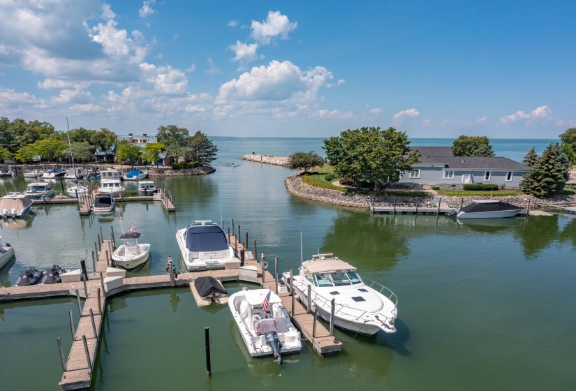Marin Woods Marina_Catawba_AUG22-18
