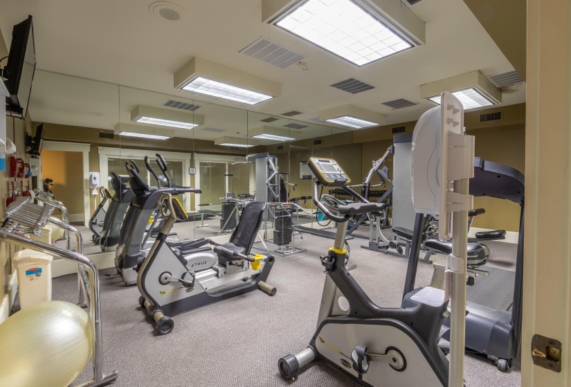 club house workout