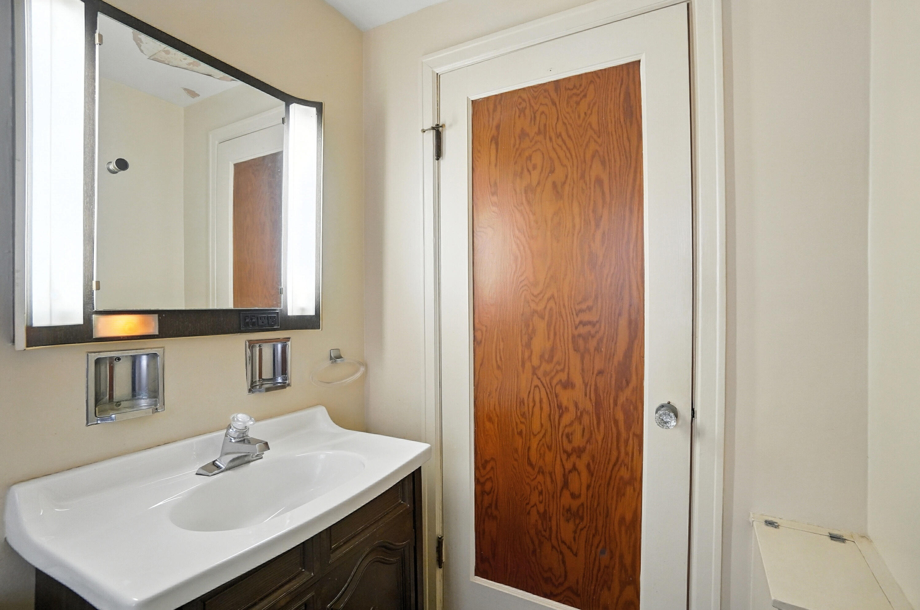 1566 Fulton Avenue, Springfield, Ohio 45505