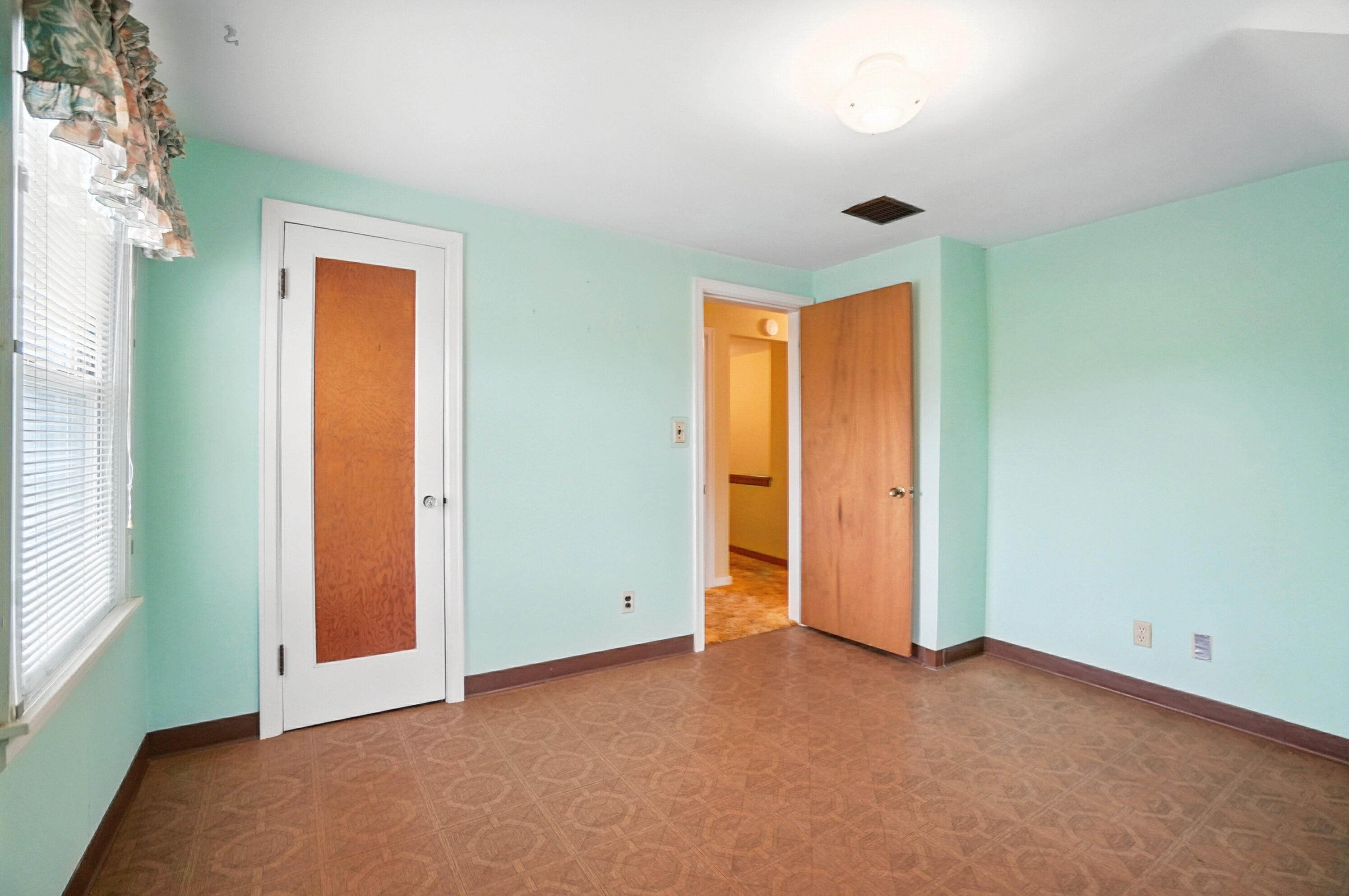 1566 Fulton Avenue, Springfield, Ohio 45505