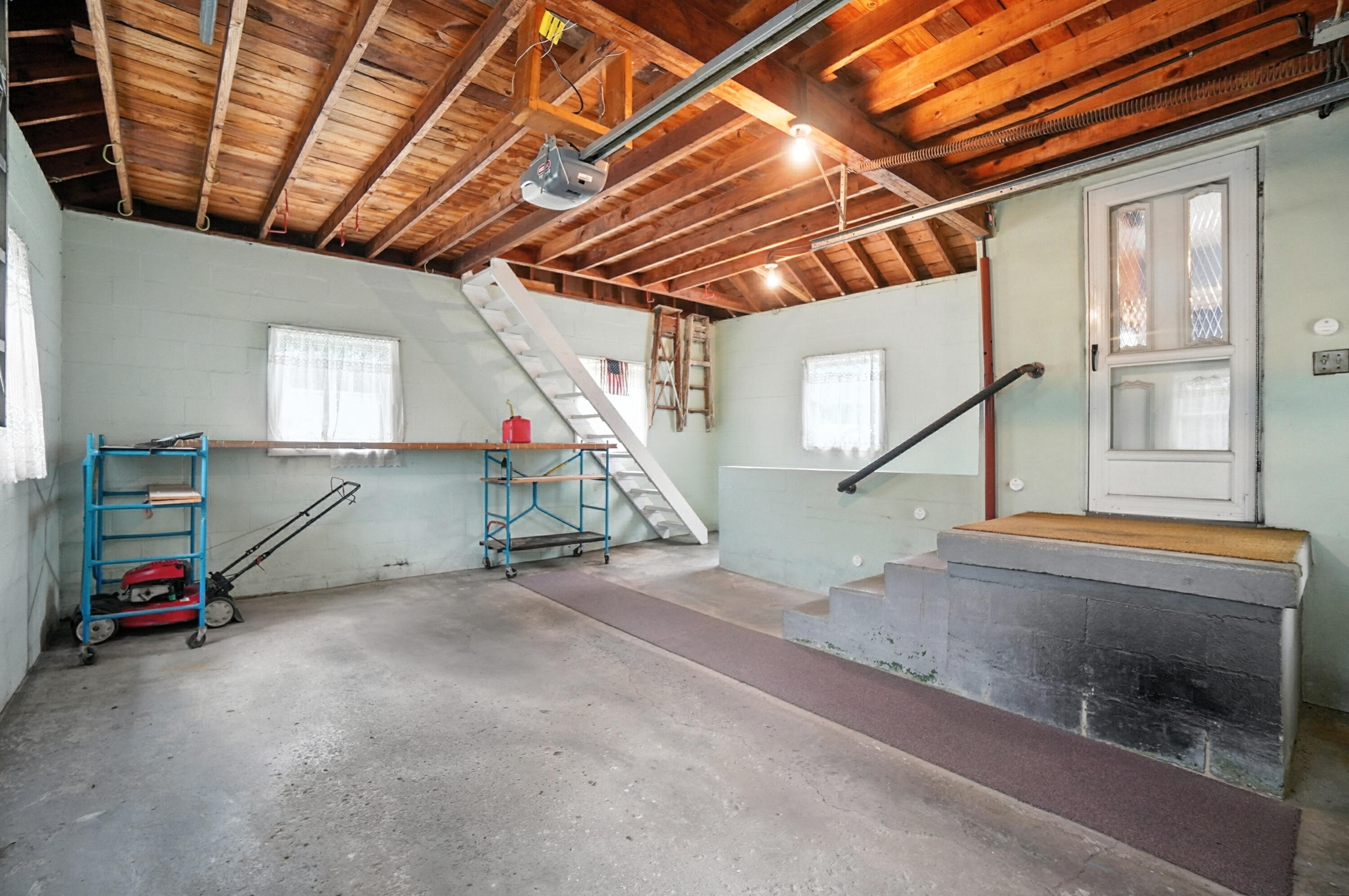 1566 Fulton Avenue, Springfield, Ohio 45505