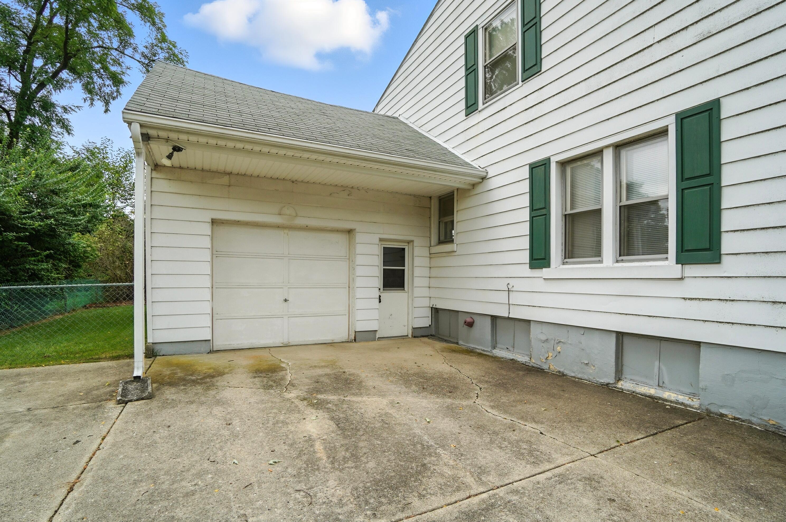 1566 Fulton Avenue, Springfield, Ohio 45505