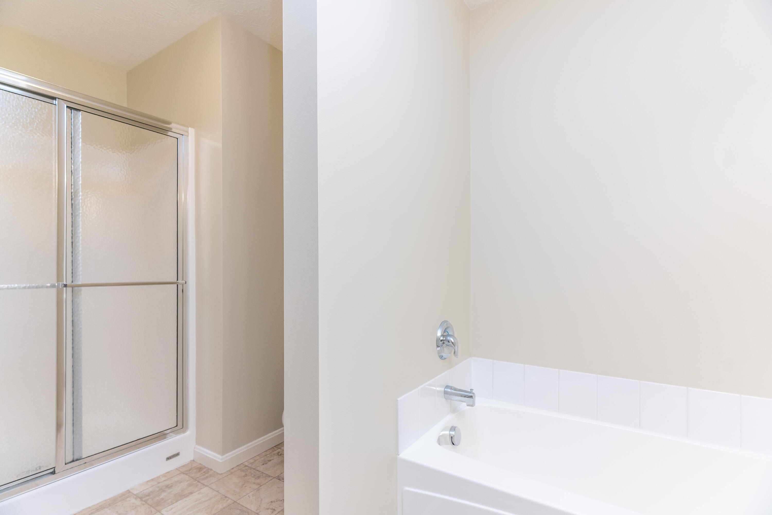 2204 Navajo Trail, Piqua, Ohio 45356