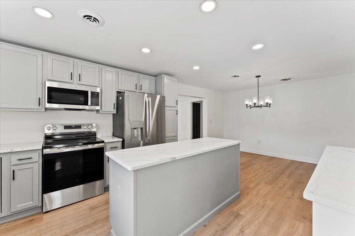 4970 Troy Road, Springfield, Ohio 45502