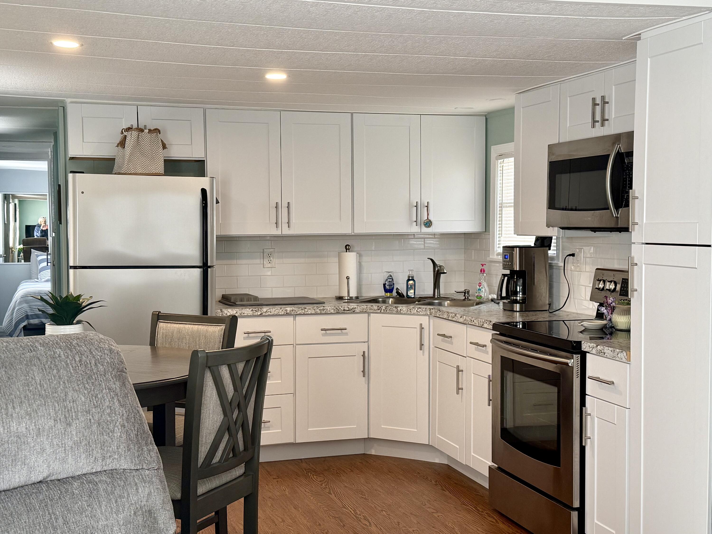 285 ORCHARD ISLAND Road, Russells Point, Ohio 43348