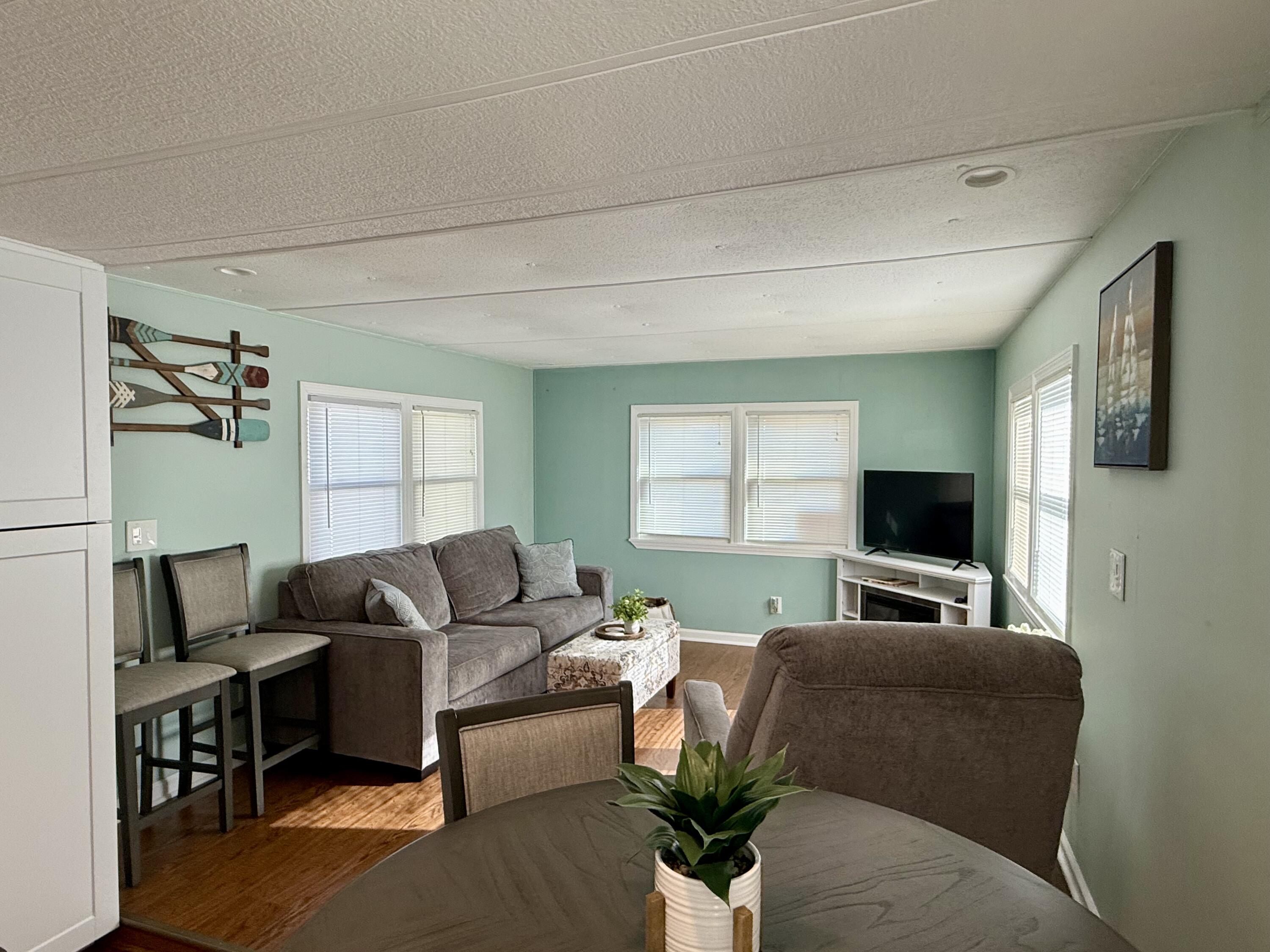 285 ORCHARD ISLAND Road, Russells Point, Ohio 43348