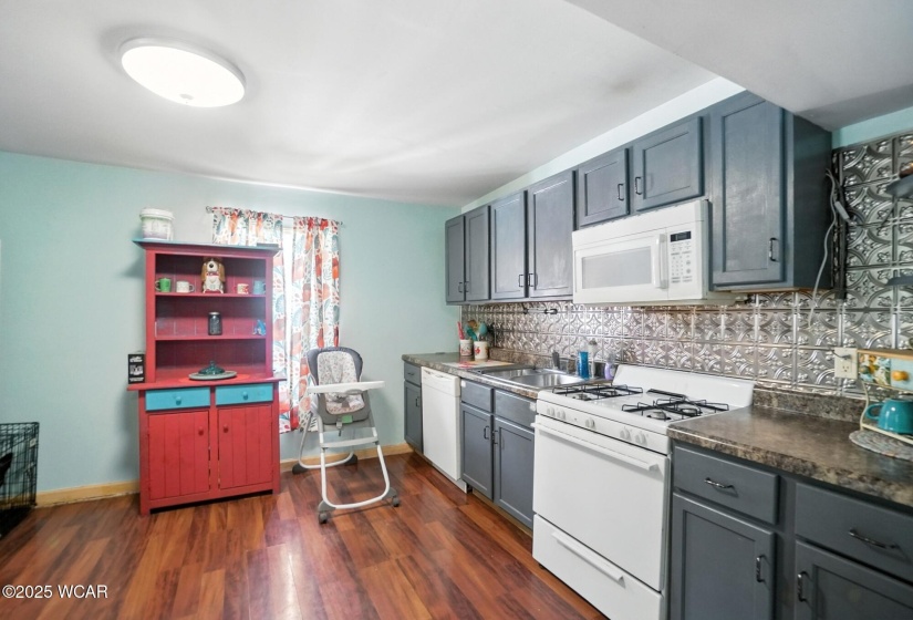 221 Oak Street, Harrod, Ohio, 3 Bedrooms Bedrooms, ,1 BathroomBathrooms,Residential,For Sale,Oak,308083